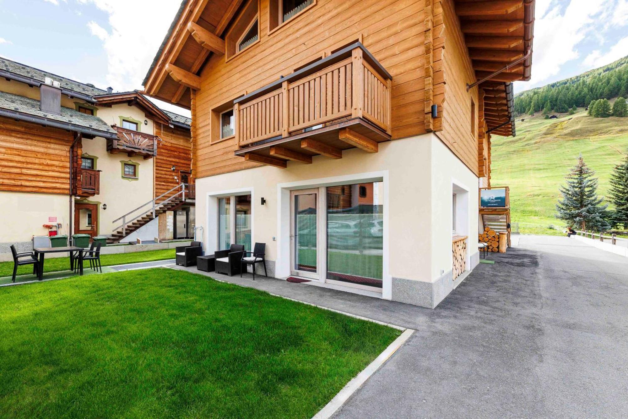 Ag Apartments Livigno Centro Exteriör bild