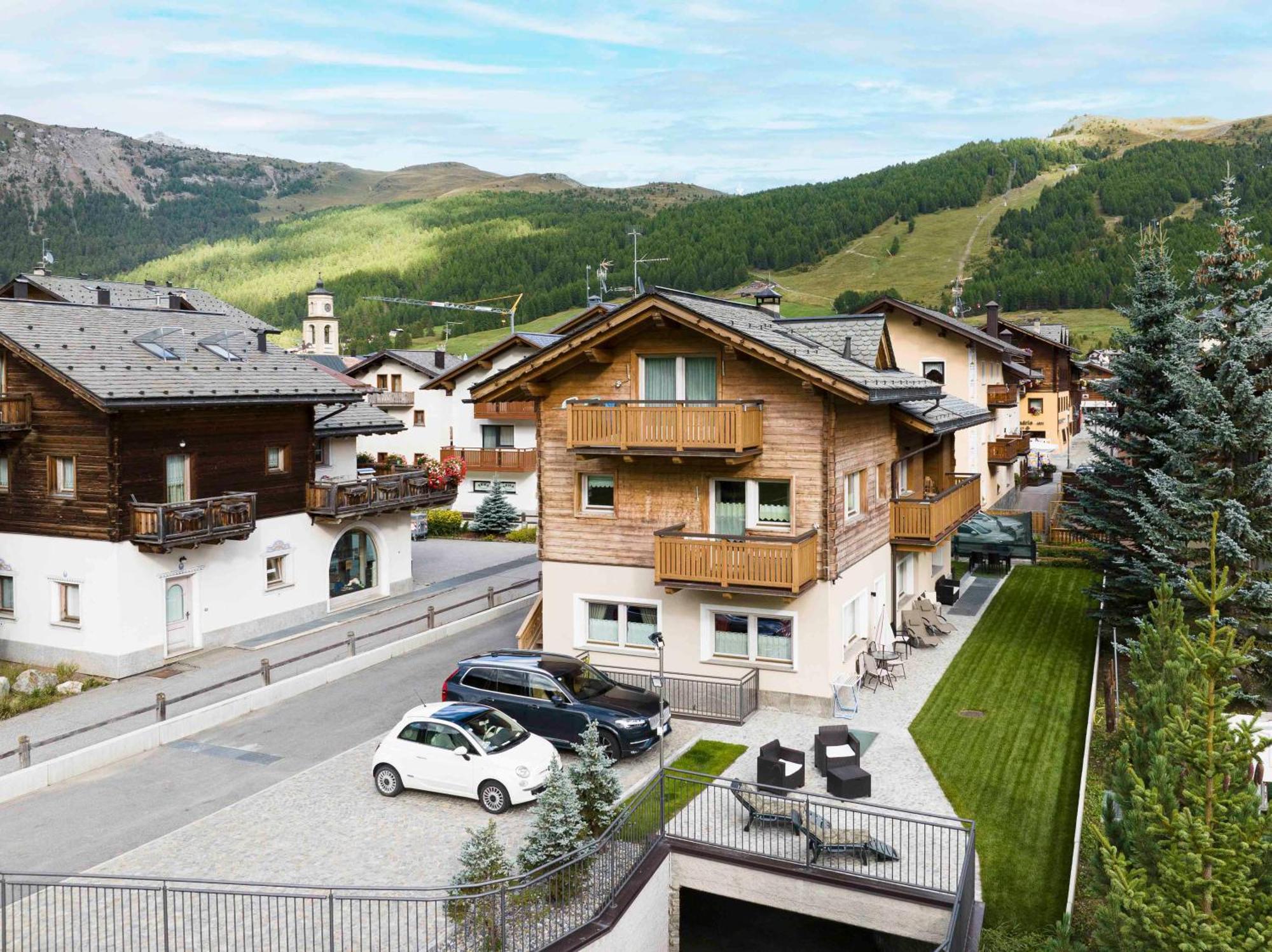 Ag Apartments Livigno Centro Exteriör bild