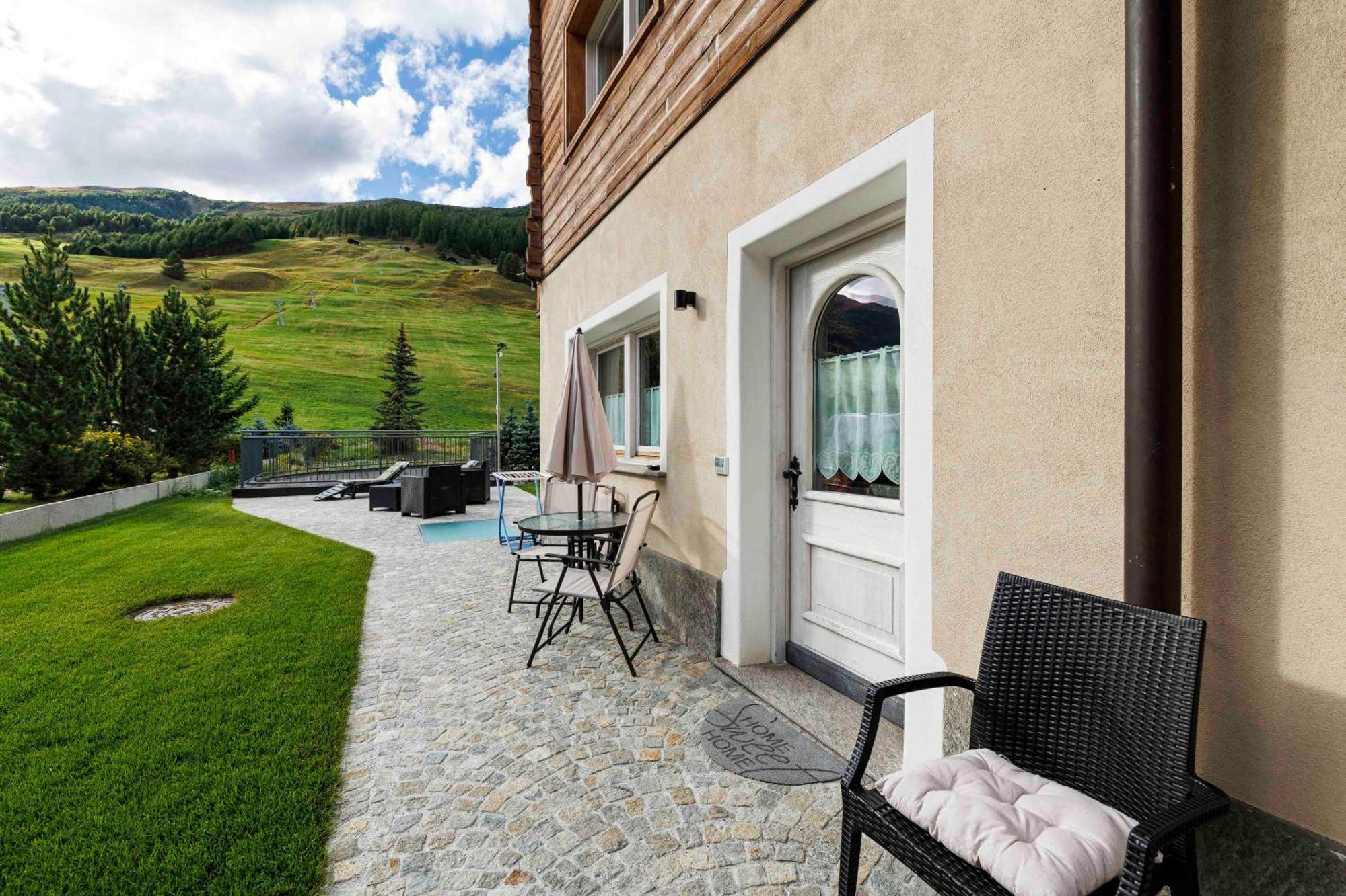 Ag Apartments Livigno Centro Exteriör bild