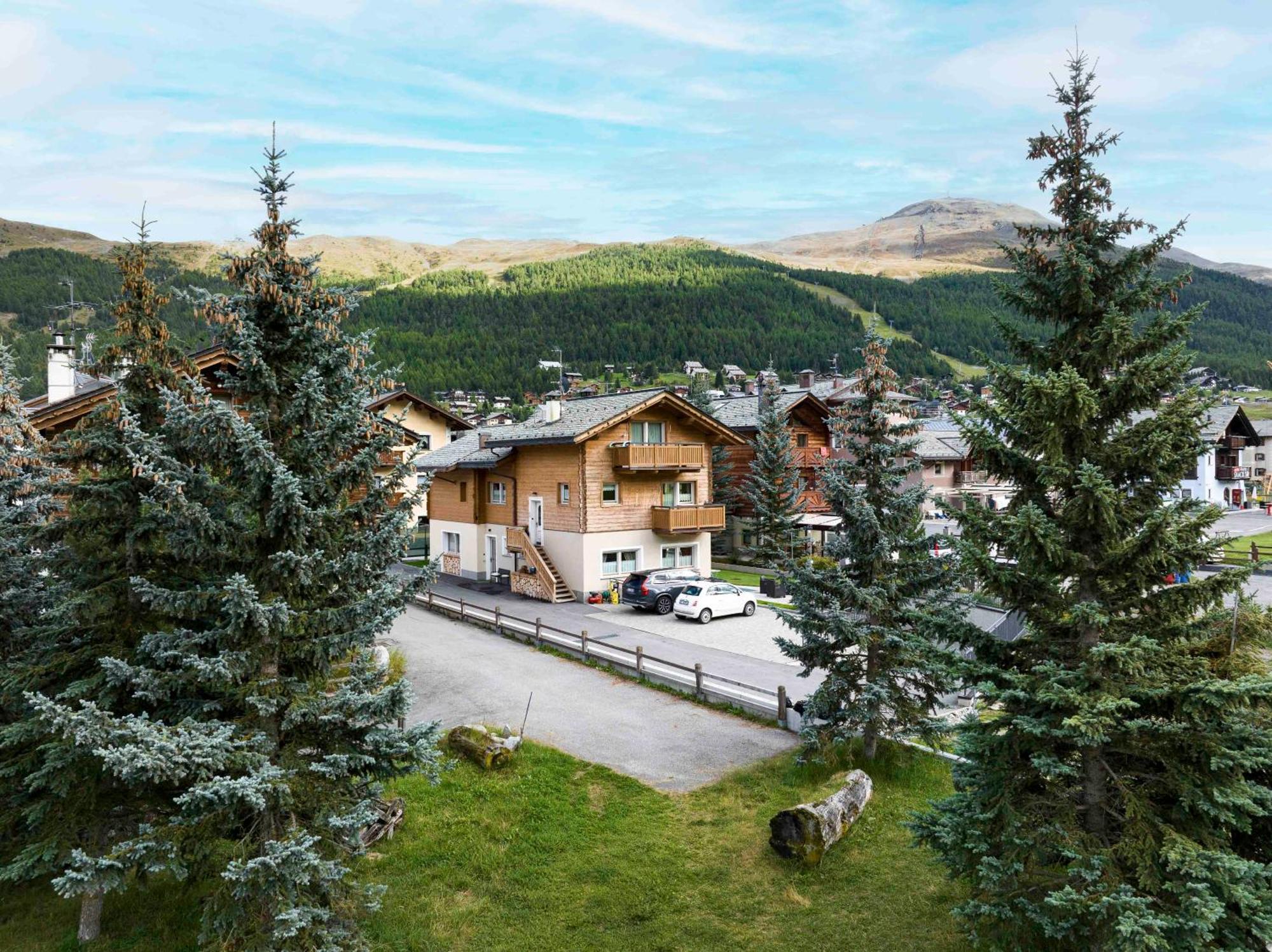 Ag Apartments Livigno Centro Exteriör bild